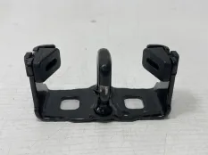 Ответная часть замка багажника Renault Duster 2020 905702697R 1 HSA/M РЕСТАЙЛИНГ 1.6 H4M