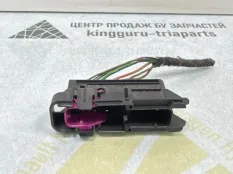 Разъем Volkswagen Tiguan 2011-2017 1K0937722D 1 5N1 РЕСТАЙЛИНГ