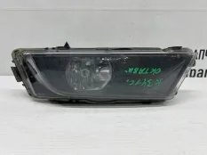 Фара противотуманная Skoda Octavia 2013-2017 5E0941700E A7 5E3 ДО РЕСТАЙЛИНГ, правая
