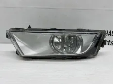 Фара противотуманная Skoda Octavia 2013-2017 5E0941699D A7 5E3 ДО РЕСТАЙЛИНГ, левая