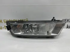 Фара противотуманная Skoda Rapid 2012-2017 5JA941700 1 NH3 ДО РЕСТАЙЛИНГ, правая