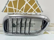 Молдинг решетки радиатора BMW 5 2017-2019 7473691 G30 ДО РЕСТАЙЛИНГ, левый