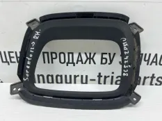 Решетка противотуманной фары KIA Sorento 2012-2021 865242P510 2 XM РЕСТАЙЛИНГ, правая