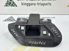 Кронштейн форсунки омывателя Volkswagen Touareg 2018-2022 760807942C 3 CR7