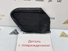 Накладка решетки бампера BMW X1 2015-2019 51117374203 F48, левая