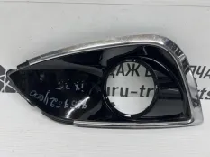 Решетка противотуманной фары Hyundai IX35 2012 865852Y000 LM ДО РЕСТАЙЛИНГ 1.7 TDI D4FD, передняя левая