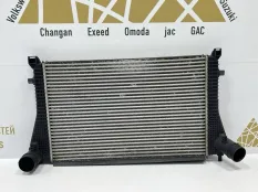 Радиатор охлаждения Volkswagen Tiguan 2016-2020 5Q0145803T 2 AD1 ДО РЕСТАЙЛИНГ
