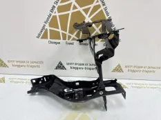 Кронштейн фары BMW 5 2017-2019 51647383858 G30 ДО РЕСТАЙЛИНГ, правый