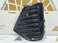 Накладка бампера Volvo XC60 2021-2022 32234962RH 2 UZ РЕСТАЙЛИНГ, передняя правая