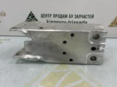 Кронштейн усилителя бампера MINI cooper Hatch 2013-2018 51117406390 F56 ДО РЕСТАЙЛИНГ, передний правый