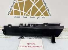 Дефлектор радиатора BMW X5 2013-2018 C18492 F15, правый