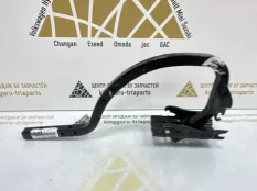 Петля крышки багажника Toyota Camry 2011-2014 6451033111 V50 ДО РЕСТАЙЛИНГ, правая