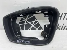 Рамка зеркала Skoda Rapid 2020-2022 212835507 2 NK6, левая