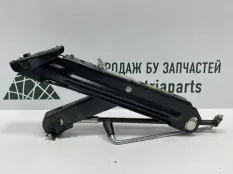 Домкрат Volkswagen Transporter 2015-2019 7E0011031L T6 ДО РЕСТАЙЛИНГ