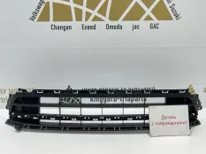 Решетка бампера Volkswagen Jetta 2014-2018 5C6853677Q 6 162 РЕСТАЙЛИНГ, передняя