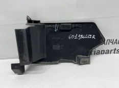 Дефлектор радиатора Renault Logan 2014-2018 601986652R 2 L8 ДО РЕСТАЙЛИНГ, левый