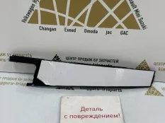 Декоративная накладка двери Skoda Octavia 2013-2017 5E0839902C A7 5E3 ДО РЕСТАЙЛИНГ, задняя правая