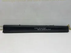 Молдинг двери BMW X3 2010-2014 51137205780 F25, передний правый