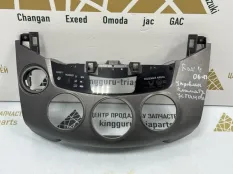 Накладка декоративная Toyota RAV4 2003-2006 4554202030 2 XA20 РЕСТАЙЛИНГ