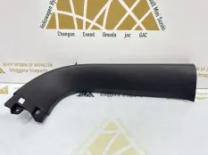 Накладка крышки багажника Changan UNI-T 2020-2024 6302130CN01 1, правая