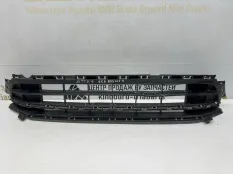 Решетка бампера Volkswagen Jetta 2010-2015 5C6853677Q 6 162 ДО РЕСТАЙЛИНГ