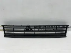 Решетка бампера Volkswagen Passat 2011-2015 3AA853677 B7 362, передняя