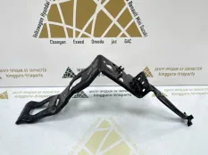 Кронштейн радиатора Volkswagen Touareg 2018-2022 760805019A 3 CR7