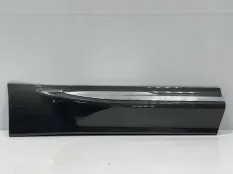 Молдинг двери Volvo XC60 2017-2021 32208734 2 UZ ДО РЕСТАЙЛИНГ, задний правый