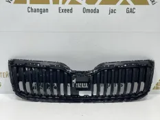 Решетка радиатора Skoda Superb 2019-2022 3V0853653 3 3V3 РЕСТАЙЛИНГ