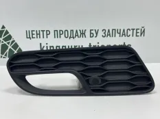 Решетка бампера MINI cooper Hatch 2013-2018 51127365160 F56 ДО РЕСТАЙЛИНГ, задняя правая