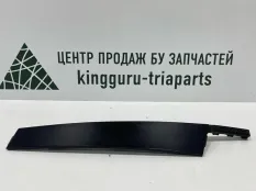 Накладка стойки Skoda Octavia 2017-2020 5E0837902 A7 5E3 РЕСТАЙЛИНГ, передняя правая