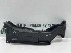 Дефлектор радиатора Geely Coolray 2019-2022 6600125397 SX11, правый