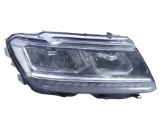 Фара Volkswagen Tiguan 2016-2020 5NB941036E 2 AD1 ДО РЕСТАЙЛИНГ, правая