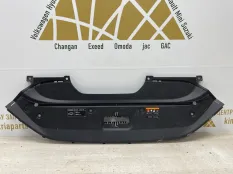 Накладка замка капота Zeekr 001 2021-2025 6600142208 1