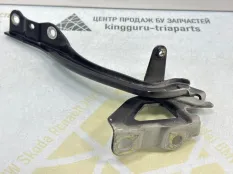 Петля капота Changan UNI-T 2020-2024 8407120CN01 1, правая