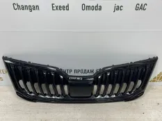 Решетка радиатора Skoda Octavia 2017-2020 5E0853653C A7 5E3 РЕСТАЙЛИНГ