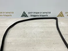 Уплотнитель стекла двери Renault Duster 2020 8200733142 1 HSA/M РЕСТАЙЛИНГ 1.6 H4M, передний левый