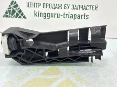 Кронштейн жалюзей воздуховода BMW X5 2019-2023 K11595 G05, левый