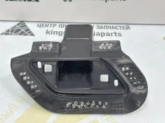 Кронштейн форсунки омывателя Volkswagen Touareg 2018-2022 760807942C 3 CR7
