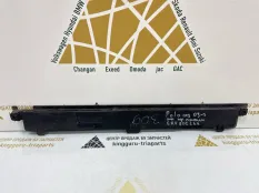 Кронштейн радиатора Volkswagen Polo 2015-2020 6RU806249 5 612 РЕСТАЙЛИНГ