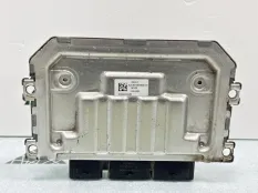 Блок управления ДВС Renault Duster 2020 237106049R 1 HSA/M РЕСТАЙЛИНГ 1.6 H4M