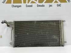 Радиатор кондиционера Volkswagen Polo 2009-2015 6R0820411H 5 612 ДО РЕСТАЙЛИНГ