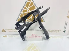 Кронштейн фары BMW X5 2019-2023 51647421710 G05, передний правый
