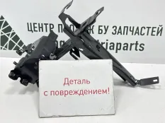 Кронштейн фары BMW 3 2018-2022 51647422294 G20, правый