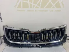 Решетка радиатора Skoda Kodiaq 2017 565853653A