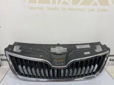 Решетка радиатора Skoda Rapid 2013 5JA853668 1