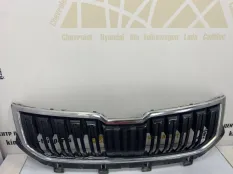 Решетка радиатора Skoda Karoq 2019 57A853653B