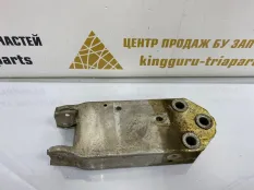 Кронштейн усилителя бампера BMW 5 2010 51117253877 F10, передний левый