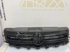 Решетка радиатора Volkswagen Tiguan 2011-2017 5N0853653R 1 5N1 РЕСТАЙЛИНГ