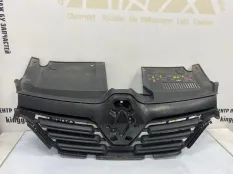 Решетка радиатора Renault Logan 2 2019 623105887R РЕСТАЙЛИНГ